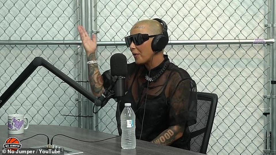 Vũ nữ Amber Rose tiết lộ bị Kanye West hạ nhục - 1 Vũ nữ Amber Rose tiết lộ bị Kanye West hạ nhục - 1