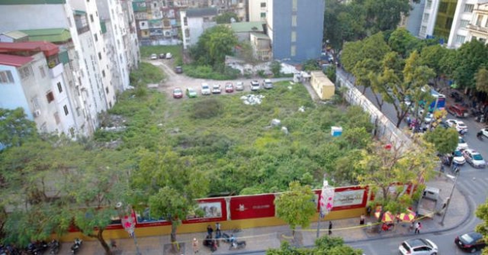 Hà Nội nhan nhản dự án “ôm” đất vàng rồi bỏ hoang: Yêu cầu kiểm tra, xử lý - 1 Hà Nội nhan nhản dự án “ôm” đất vàng rồi bỏ hoang: Yêu cầu kiểm tra, xử lý - 1