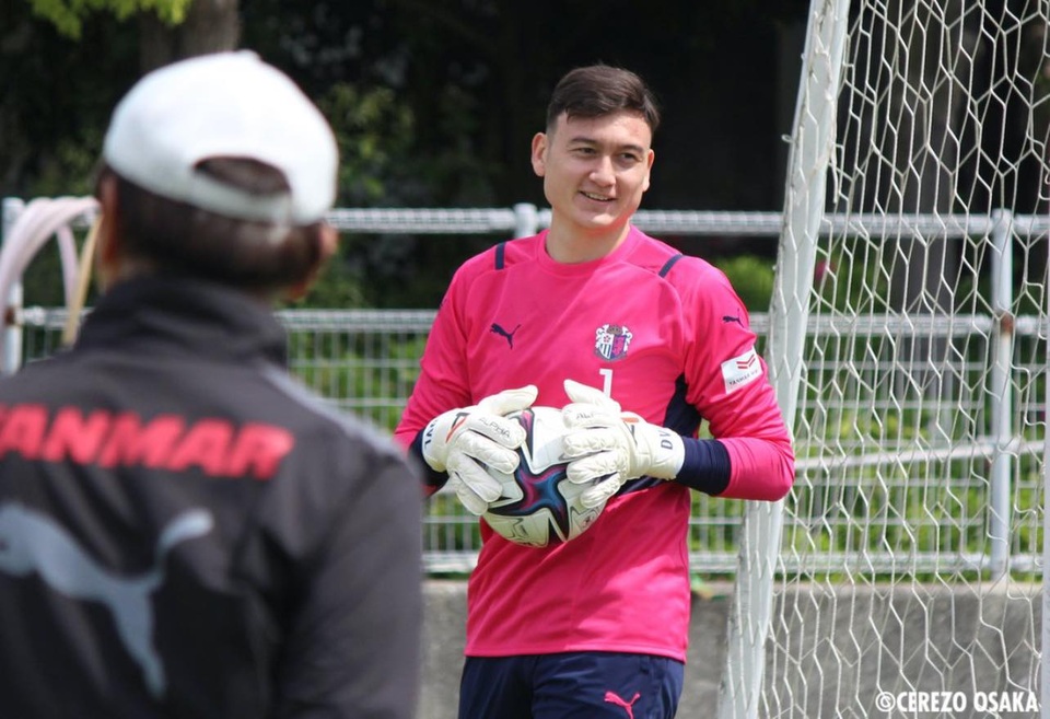 Thủ thành Đặng Văn Lâm tiếp tục bị Cerezo Osaka bỏ rơi - 1 Thủ thành Đặng Văn Lâm tiếp tục bị Cerezo Osaka bỏ rơi - 1