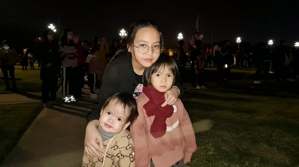 Mãn nhãn với pháo hoa rực rỡ đón chào năm mới - 51 Mãn nhãn với pháo hoa rực rỡ đón chào năm mới - 51