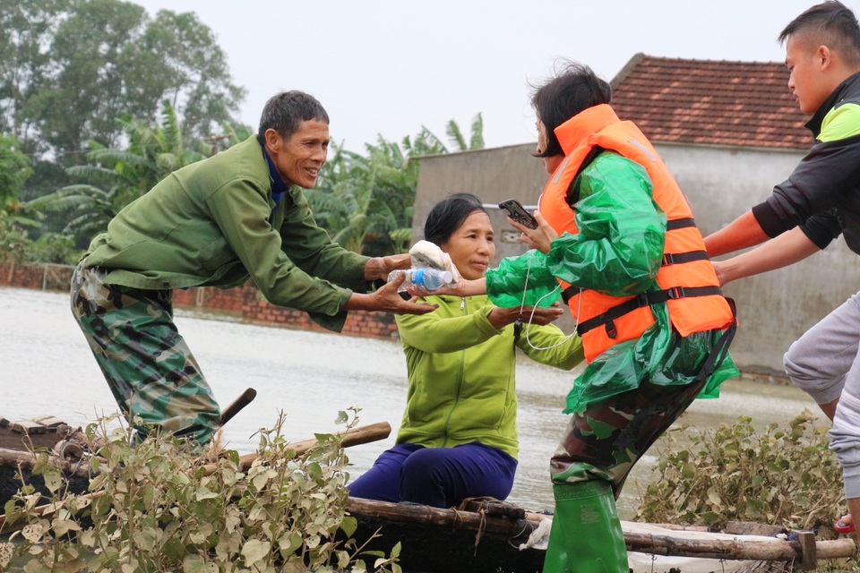 Nước mắt nơi tâm lũ - 11 Nước mắt nơi tâm lũ - 11