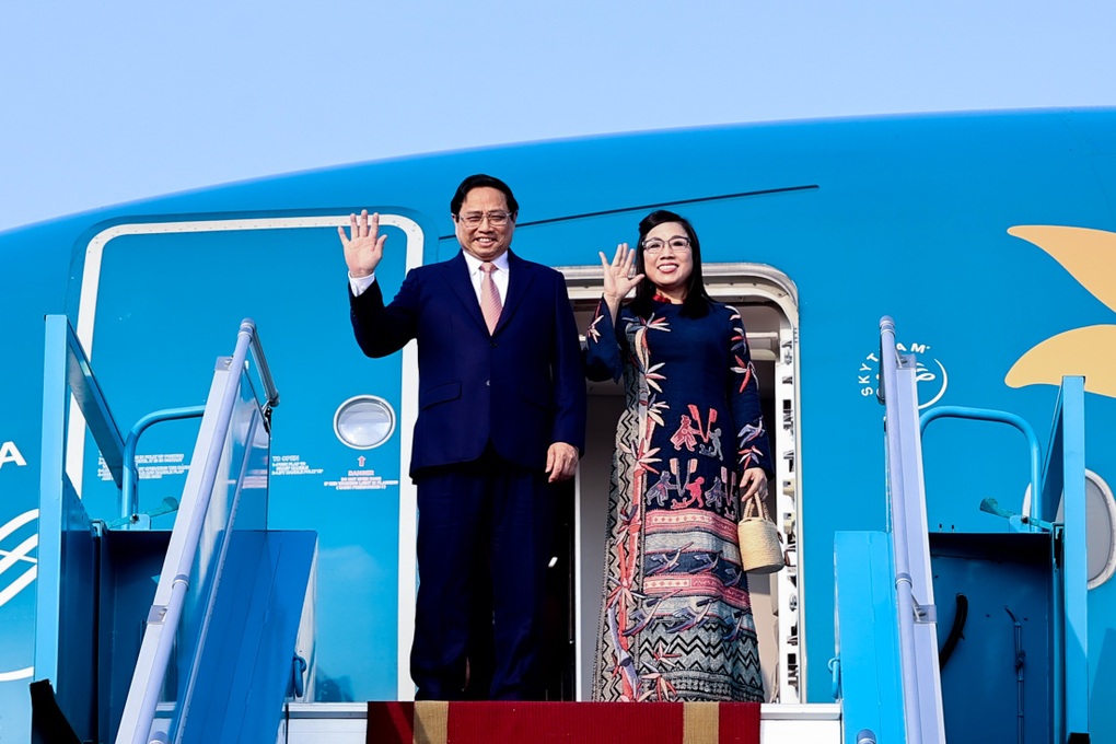 Thủ tướng cùng Phu nhân lên đường thăm chính thức Thổ Nhĩ Kỳ - 1 Thủ tướng cùng Phu nhân lên đường thăm chính thức Thổ Nhĩ Kỳ - 1