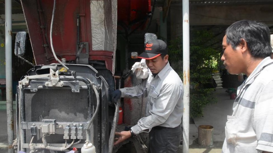 Chuyên gia Yanmar hướng dẫn chăm sóc máy và vận dụng hiệu quả SMARTASSIT - 1 Chuyên gia Yanmar hướng dẫn chăm sóc máy và vận dụng hiệu quả SMARTASSIT - 1