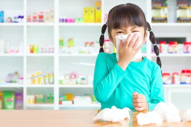 Mẹ tránh ngay 3 sai lầm trị ho này để con chóng khoẻ đón Tết