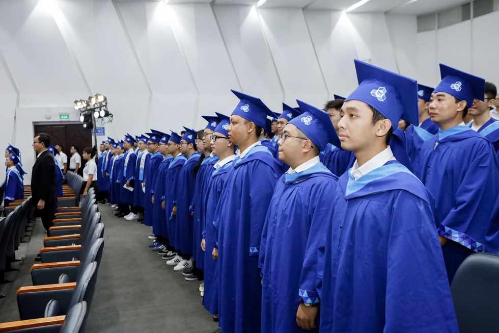 Liều một phen đổi đời, nam sinh lười tốt nghiệp thần tốc trường Bách khoa - 6 Liều một phen đổi đời, nam sinh lười tốt nghiệp thần tốc trường Bách khoa - 6