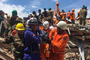 Cuộc sống mưu sinh nguy hiểm của người Campuchia tại công trường xây dựng Trung Quốc