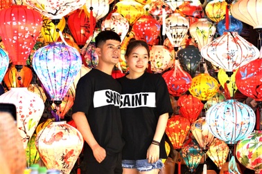 Hội An vượt Maldives trở thành điểm trăng mật trong mơ năm 2024