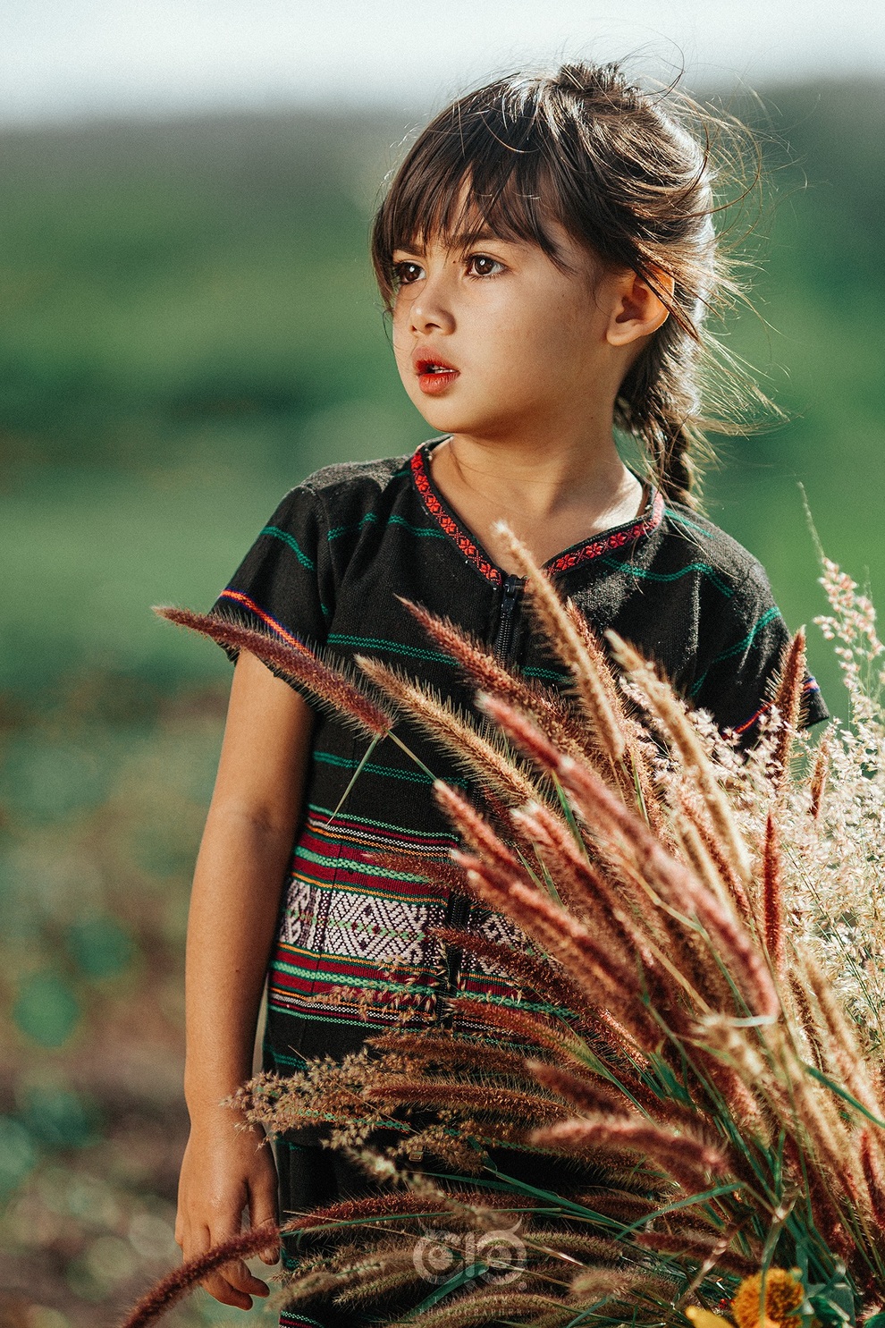 Bộ ảnh cô bé có đôi mắt Pleiku gây sốt cộng đồng mạng - 2 Bộ ảnh cô bé có đôi mắt Pleiku gây sốt cộng đồng mạng - 2