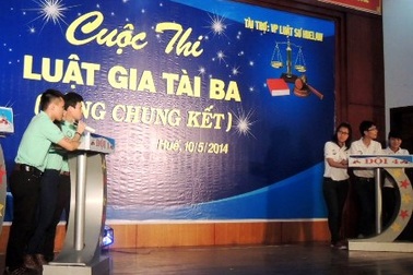 Kịch tính cuộc thi “Luật gia tài ba”
