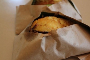 Hiểm hoạ hoá chất từ giấy gói thức ăn nhanh