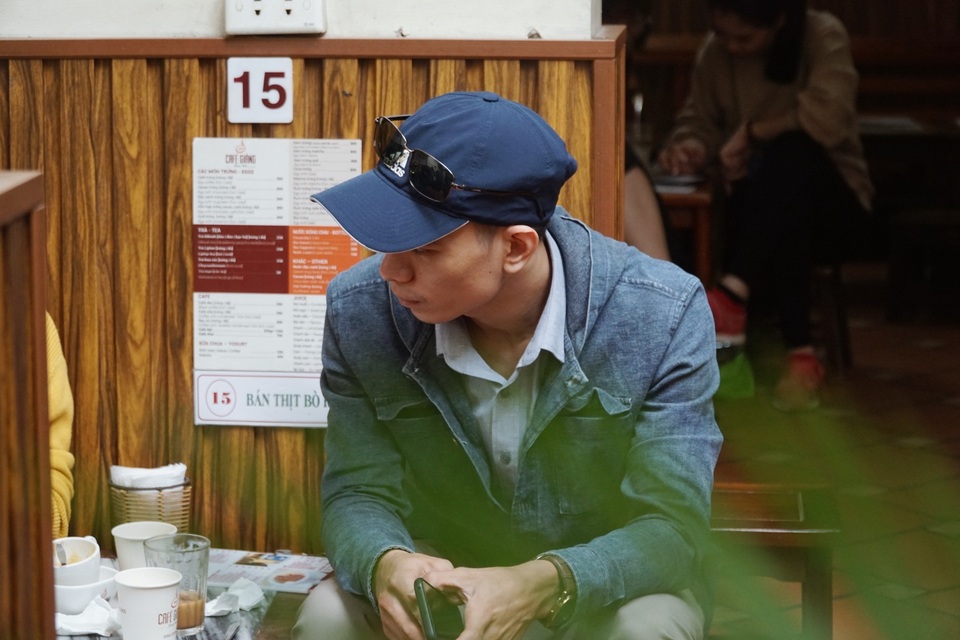 Cà phê đậm, phải thật chậm… - 3