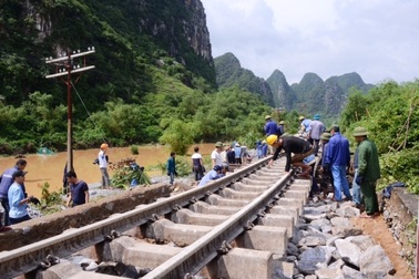 Đường sắt đi qua Quảng Bình vẫn đang bị chia cắt