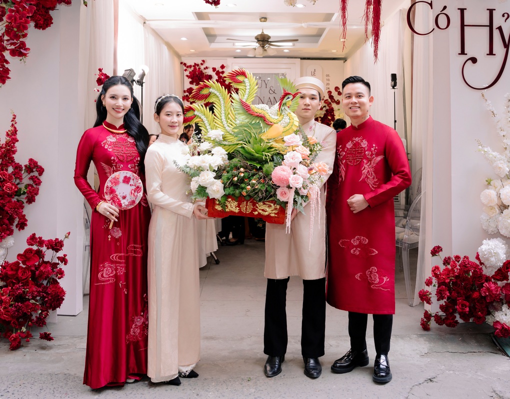Bích Thủy Những nẻo đường gần xa làm lễ gia tiên cùng chồng doanh nhân - 7 Bích Thủy Những nẻo đường gần xa làm lễ gia tiên cùng chồng doanh nhân - 7