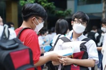 Sai sót đề thi đánh giá năng lực: Chấm điểm tuyệt đối hoặc loại bỏ câu sai