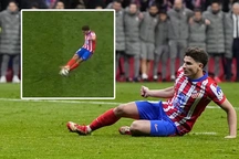 UEFA tung bằng chứng, phán quyết về quả 11m "hai chạm" của Julian Alvarez