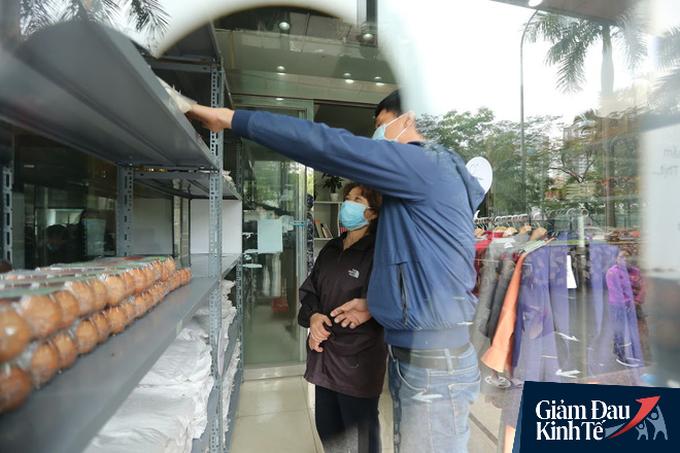 Bên trong siêu thị đặc biệt nhất mùa Covid-19: Giá chỉ đề tượng trưng, hóa đơn 0 đồng - Ảnh 5. Bên trong siêu thị đặc biệt nhất mùa Covid-19: Giá chỉ đề tượng trưng, hóa đơn 0 đồng - Ảnh 5.