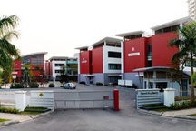 Hà Nội: Bé 6 tuổi chết đuối thương tâm trong bể bơi trường học 