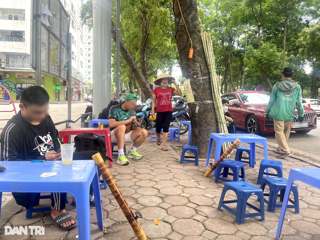 Bán nghìn cốc nước ngày nóng, chủ quán ở Hà Nội kiếm 50 triệu đồng/tháng - 7 Bán nghìn cốc nước ngày nóng, chủ quán ở Hà Nội kiếm 50 triệu đồng/tháng - 7