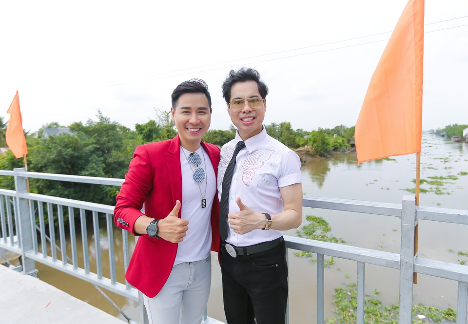 Nguyên Khang song ca cùng Ngọc Sơn - 5 Nguyên Khang song ca cùng Ngọc Sơn - 5