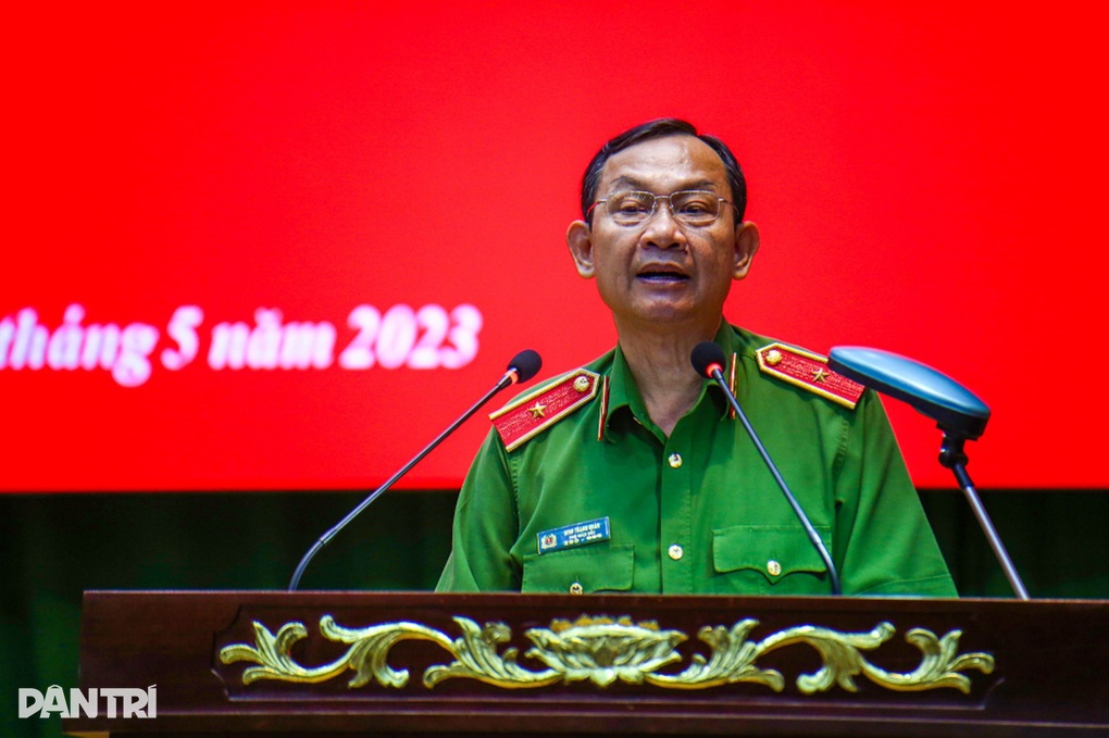 Người dân TPHCM bắt giữ gần 7.000 đối tượng phạm tội - 1 Người dân TPHCM bắt giữ gần 7.000 đối tượng phạm tội - 1