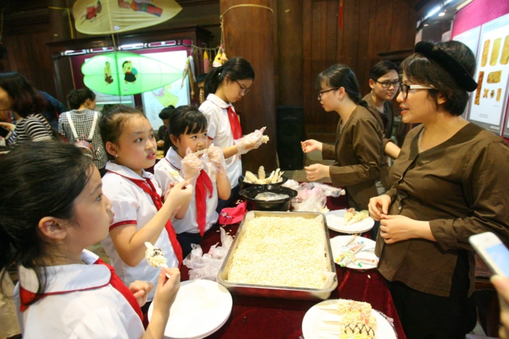 Dạy về Hoạt động trải nghiệm suốt 2 năm nhưng giáo viên chưa được bồi dưỡng chuyên môn - 2 Dạy về Hoạt động trải nghiệm suốt 2 năm nhưng giáo viên chưa được bồi dưỡng chuyên môn - 2