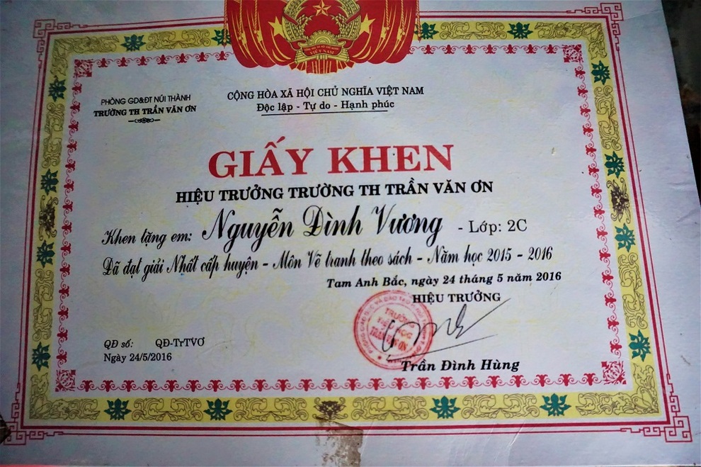 Cuộc sống của cậu bé người rắn từng bị xa lánh bây giờ ra sao? - 9 Cuộc sống của cậu bé người rắn từng bị xa lánh bây giờ ra sao? - 9