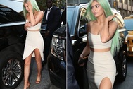 Kylie Jenner bốc lửa với váy xẻ cao, áo hở bụng