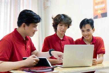 Vì sao ngành Thương mại điện tử  trường nghề luôn "hot"?