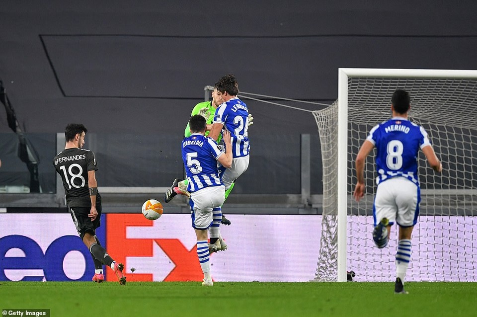 Bruno Fernandes lập cú đúp, Man Utd vùi dập tưng bừng Real Sociedad - 2 Bruno Fernandes lập cú đúp, Man Utd vùi dập tưng bừng Real Sociedad - 2