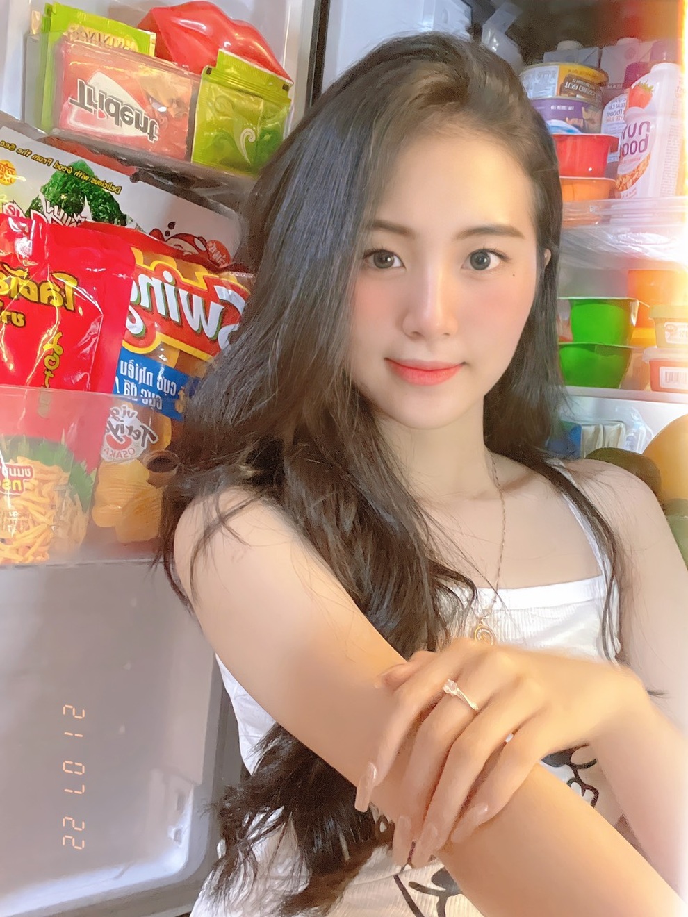 Hot girl Đà Nẵng: Sống thoáng bên ngoài không có nghĩa là hư hỏng bên trong - 5 Hot girl Đà Nẵng: Sống thoáng bên ngoài không có nghĩa là hư hỏng bên trong - 5