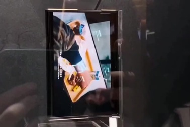 Thực tế smartphone màn hình cuộn Oppo X 2021