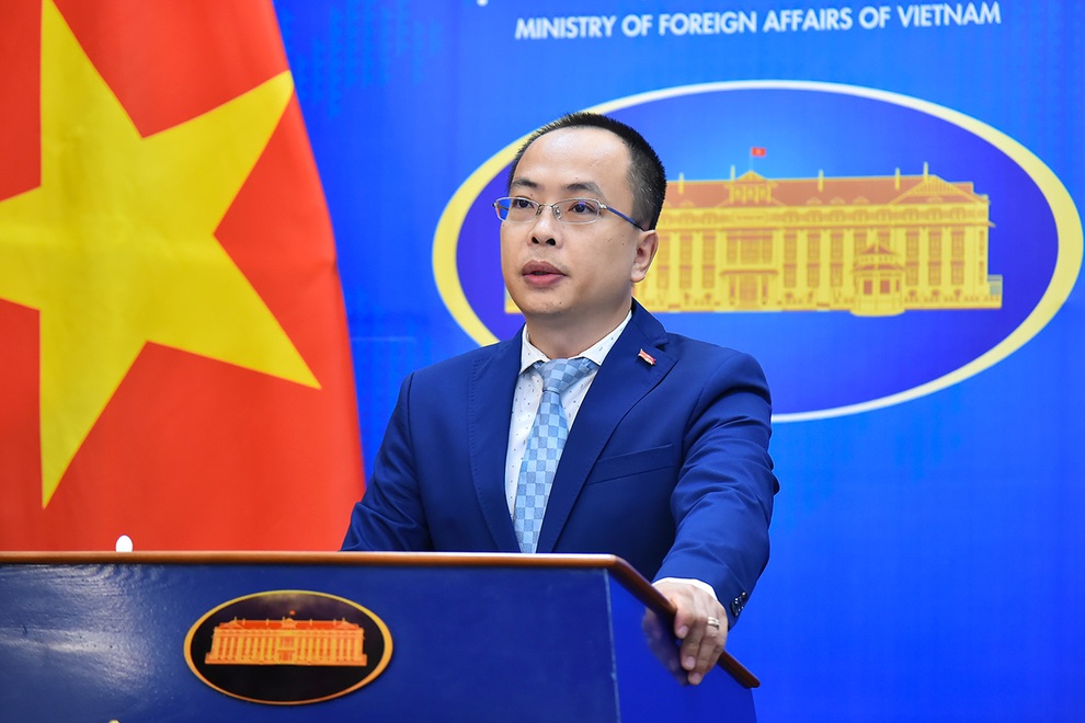 Bộ trưởng Ngoại giao Trung Quốc sẽ mang 2 triệu liều vắc xin sang Việt Nam? - 1 Bộ trưởng Ngoại giao Trung Quốc sẽ mang 2 triệu liều vắc xin sang Việt Nam? - 1