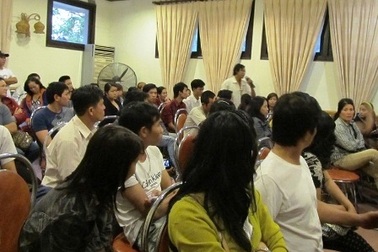 Hàng trăm tiểu thương bất bình vì phải tạm ngừng kinh doanh