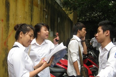 Đề Văn “mở” triệt tiêu cách “học vẹt”