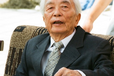 Người Pháp trong hàng ngũ Việt Minh viết sách về Tướng Giáp