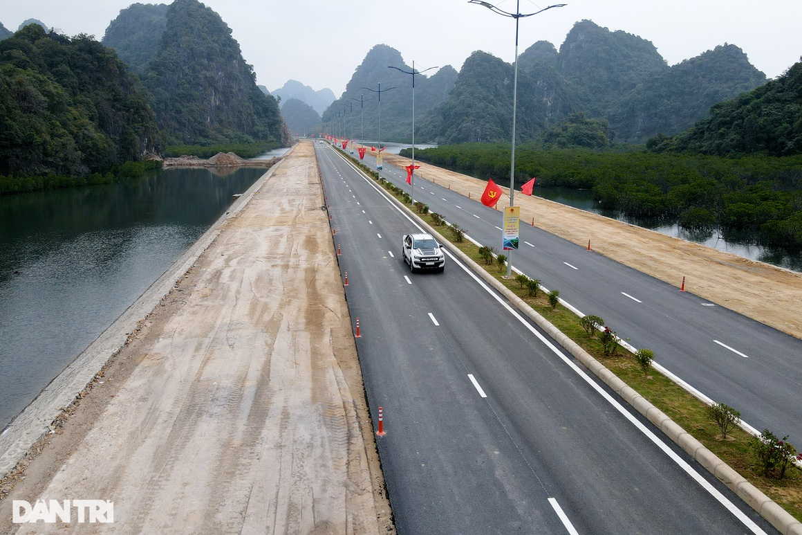 Toàn cảnh tuyến đường bao biển xuyên vịnh Hạ Long - 5 Toàn cảnh tuyến đường bao biển xuyên vịnh Hạ Long - 5