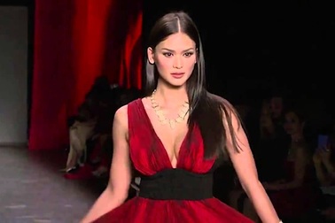 Nhan sắc gợi cảm của Hoa hậu Pia Wurtzbach