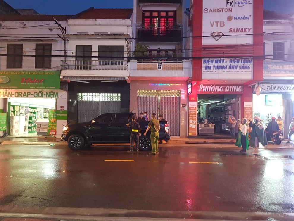 Khởi tố, bắt tạm giam 2 cựu Chủ tịch UBND tỉnh Khánh Hòa - 1 Khởi tố, bắt tạm giam 2 cựu Chủ tịch UBND tỉnh Khánh Hòa - 1