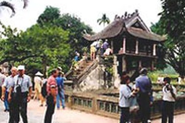 Quảng bá du lịch nhân dịp APEC 2006 quá chậm