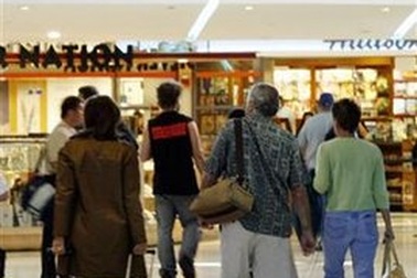 Máy bay tới Mỹ chuyển hướng vì có hành khách bị truy nã