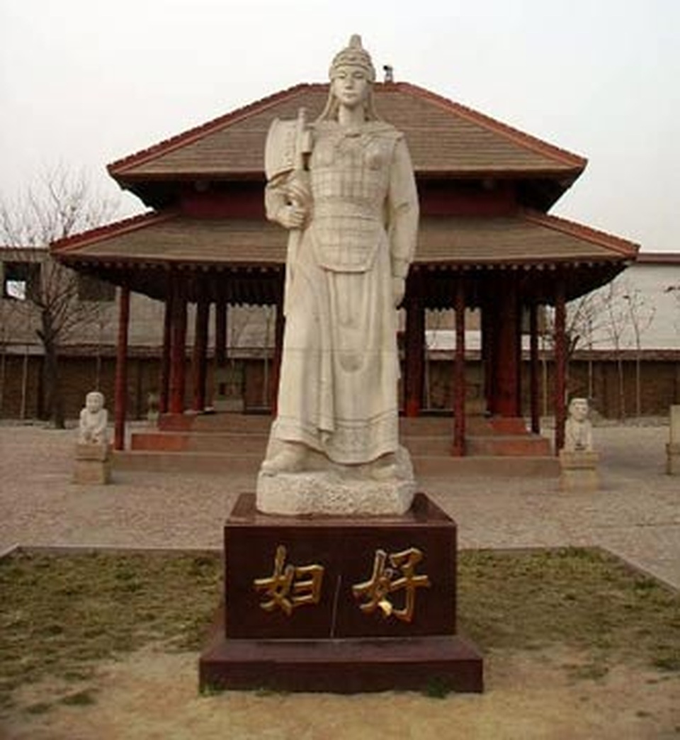 Khai quật lăng mộ nữ tướng đầu tiên ở Trung Hoa, sửng sốt với điều hiện ra trước mắt - 1 Khai quật lăng mộ nữ tướng đầu tiên ở Trung Hoa, sửng sốt với điều hiện ra trước mắt - 1