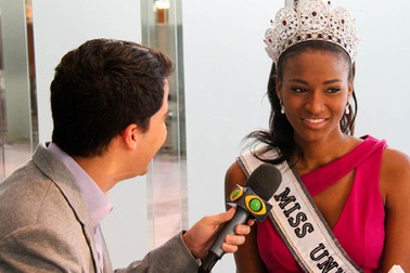 Hình ảnh mới của tân Hoa hậu Hoàn vũ