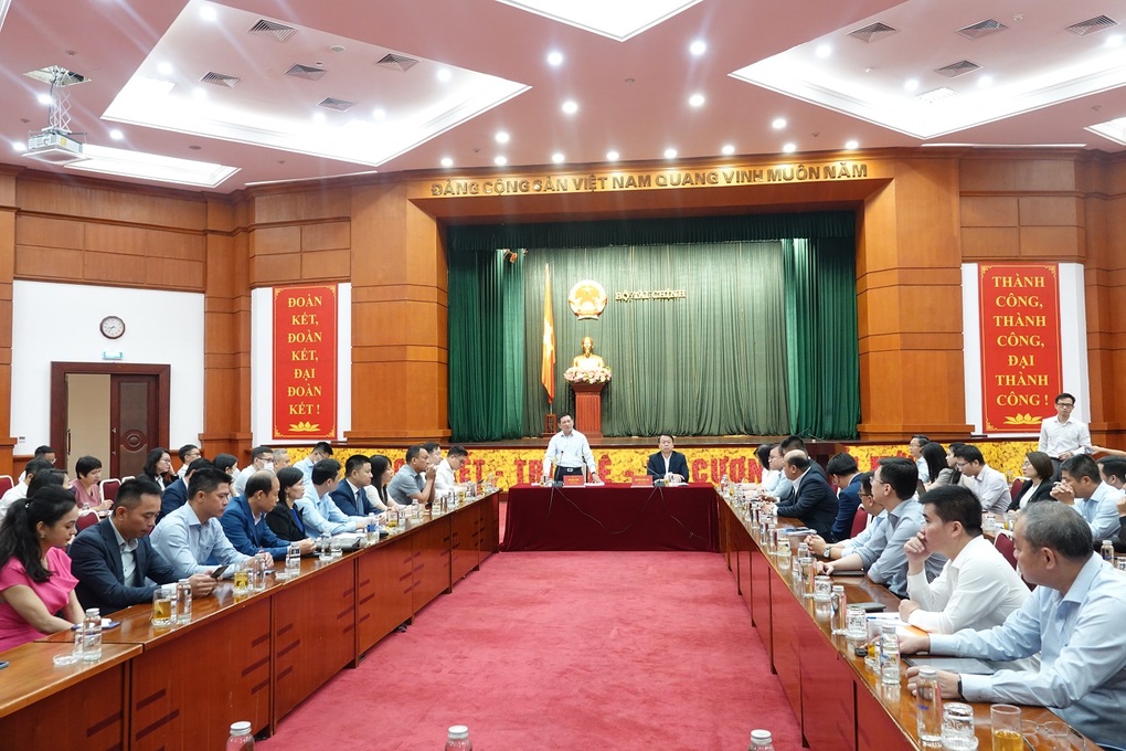 Doanh nghiệp đề xuất nới room tín dụng gỡ khó thị trường trái phiếu - 1 Doanh nghiệp đề xuất nới room tín dụng gỡ khó thị trường trái phiếu - 1