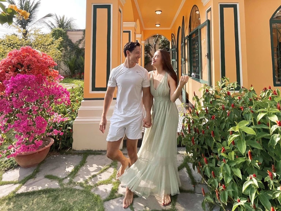 Nghệ sĩ Hoài Linh lập kỷ lục mới đầu năm - 2 Nghệ sĩ Hoài Linh lập kỷ lục mới đầu năm - 2