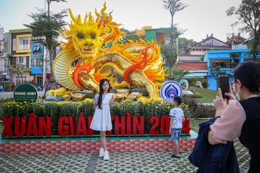 Du khách chi hơn 1.500 tỷ đồng đón Tết ở Đà Nẵng