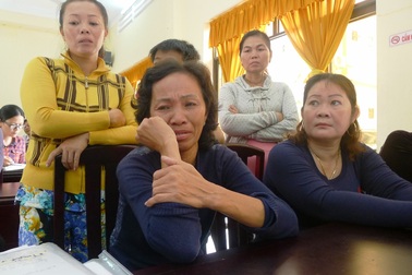 Vụ vé số trúng độc đắc thành giả: Bị đơn vắng mặt… hoãn phiên tòa