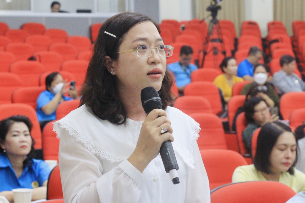 Cần nhiều hơn nhà trẻ cho con công nhân tại khu chế xuất, khu công nghiệp - 2 Cần nhiều hơn nhà trẻ cho con công nhân tại khu chế xuất, khu công nghiệp - 2