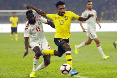 Malaysia 1-2 UAE: Cú đúp của Mabkhout