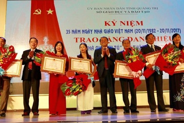 Quảng Trị: 6 nhà giáo được trao danh hiệu “Nhà giáo ưu tú”