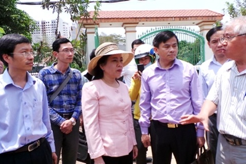 Bộ trưởng Y tế thị sát khu vực sống của thai phụ nhiễm Zika